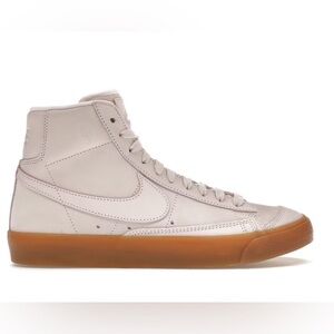 Nike Blazer Mid 77 Premium
Pearl Pink
